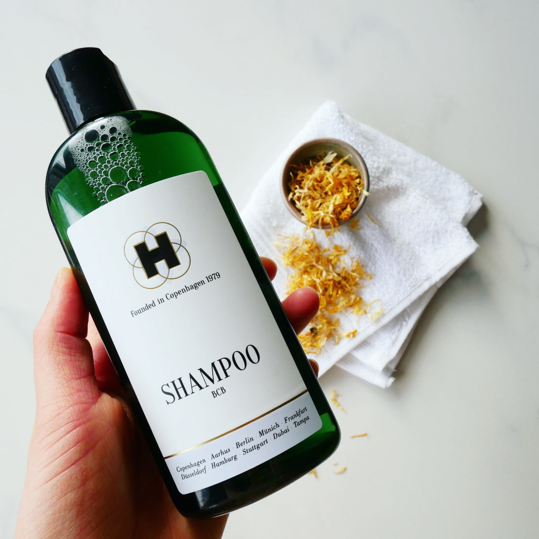 Hvordan påvirker du dit hår og hovedbund på bedste vis?