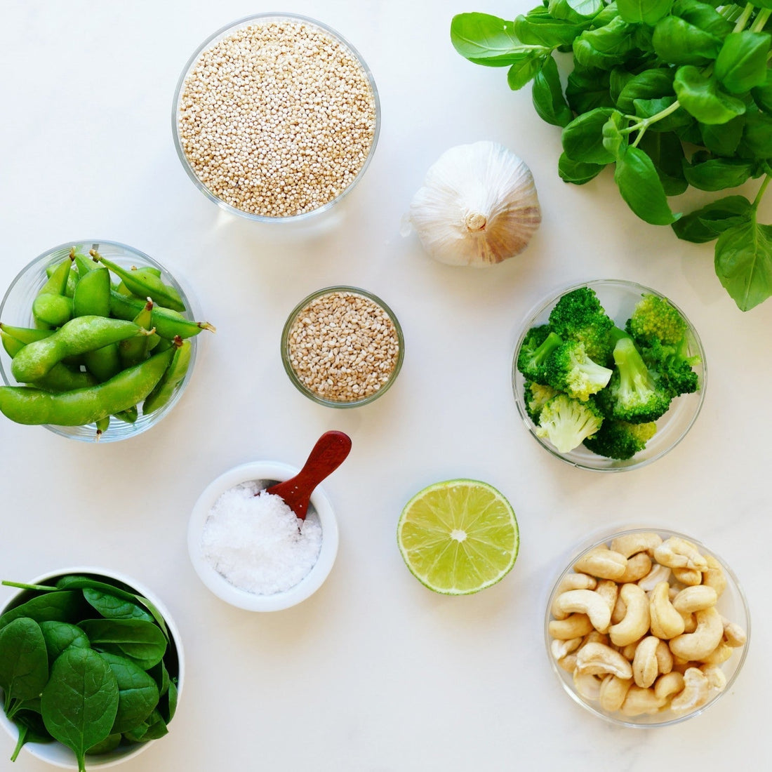 quinoa med spinat, broccolli, cashewnødder