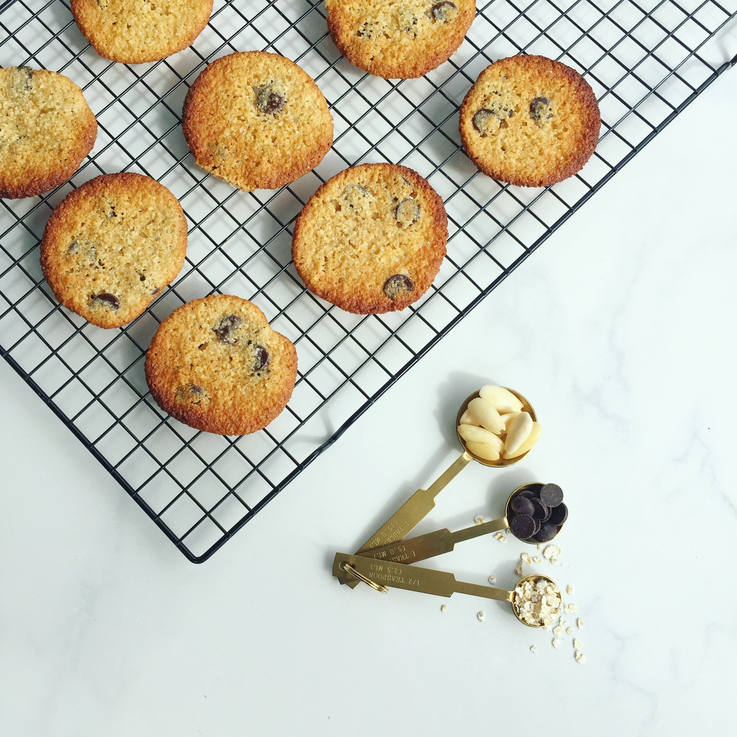 cookies med chokolade
