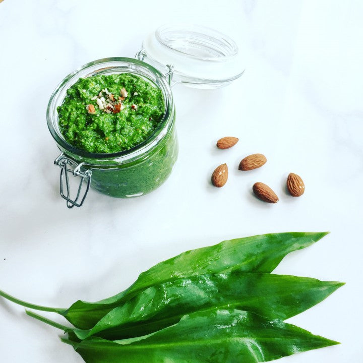 grøn pesto med ramsløg