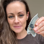 REN LYKKE gua sha i stål